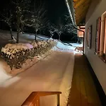 Tihovo Semesterbostad