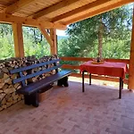 Semesterbostad Tihovo Delnice